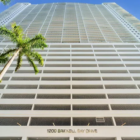 Central 2 Bed Apartment With A Pool & Gym- Free Garage Parking Miami Exterior foto